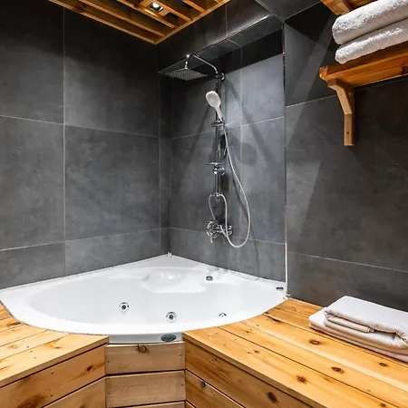 Hotel apartamentowy Maniz