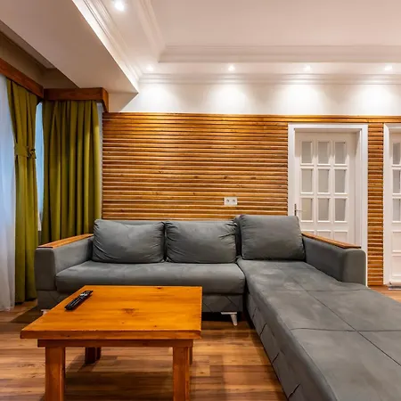 Appart hôtel Maniz 3*