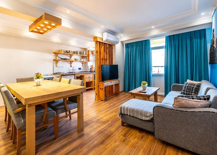 Maniz Apart-hotel 3*