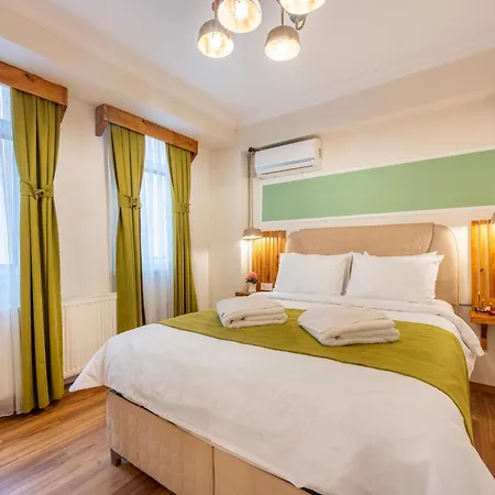 Maniz Apart Otel *